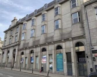 Aberdeen Stay Central 2-Beds Apartment - Aberdeen - Building