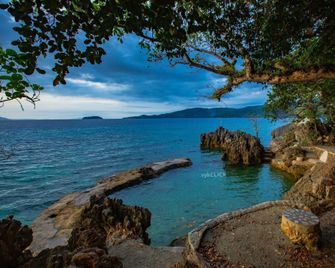 Robinson's Cove Eco-Resort - Romblon - Piscina