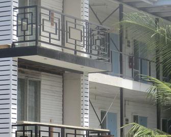 هوهولا أبارتمنتس - بورت مورسبي - مبنى