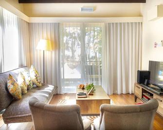 馬努干島度假村 - 亞庇 - 客廳