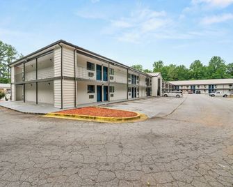 Southern Suites Carrollton - Carrollton - Building
