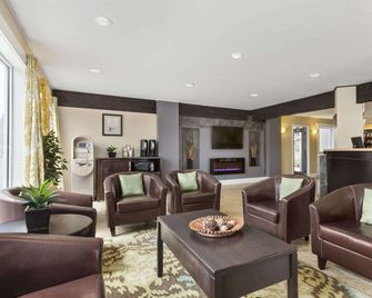Days Inn by Wyndham Kelowna - Kelowna - Stue