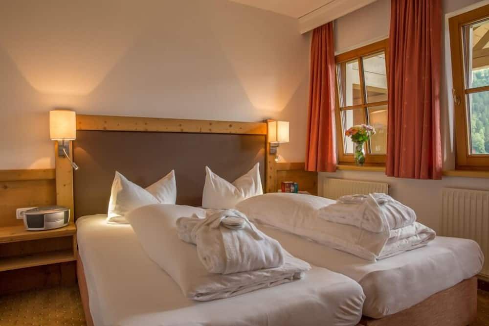 Vital Sporthotel Kristall - Finkenberg - Bedroom