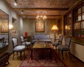 Hani I Pazarit Boutique Hotel - Korçë - Lounge