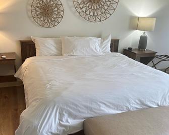 Lakeview Hills Golf & Resort - Lexington - Bedroom