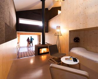 VN Nature Houses, a place to be, a place to live in the nature. - Ferraria de São João - Sala de estar