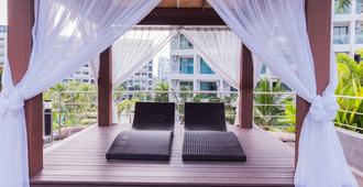 Maldives Resort By Psr Asia - Jomtien - Patio