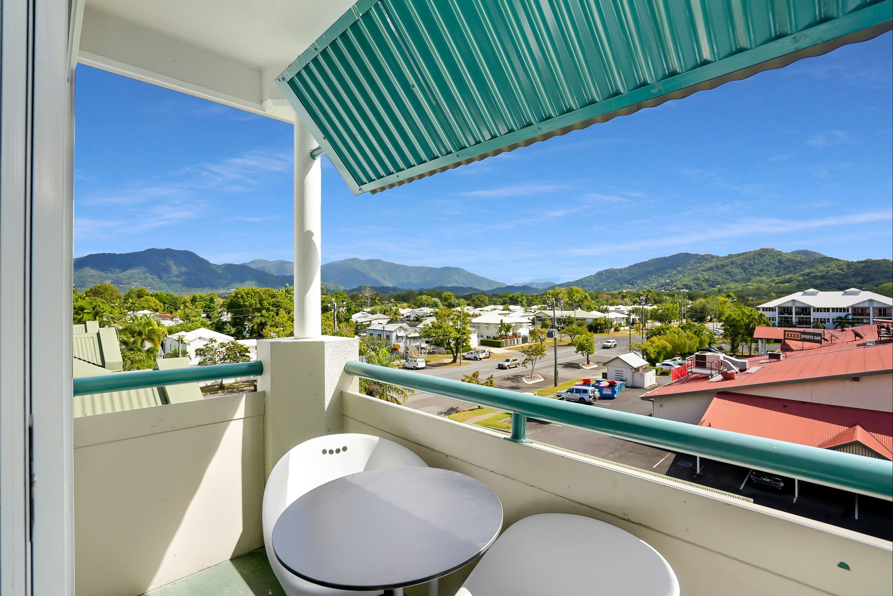 Cairns Sheridan Hotel - Cairns - Balcón