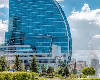 The Blue Sky Hotel and Tower - Ulaanbaatar - Byggnad