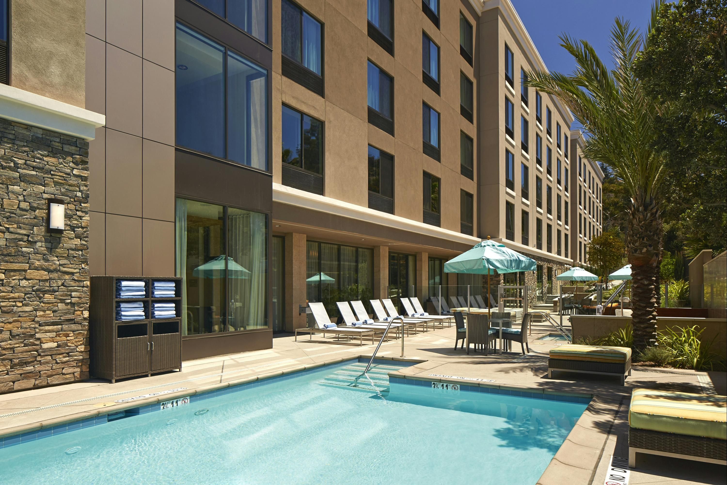 Hampton Inn San Diego/Mission Valley thumbnail 3