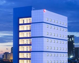 Amaris Hotel Hertasning - Makassar - Building