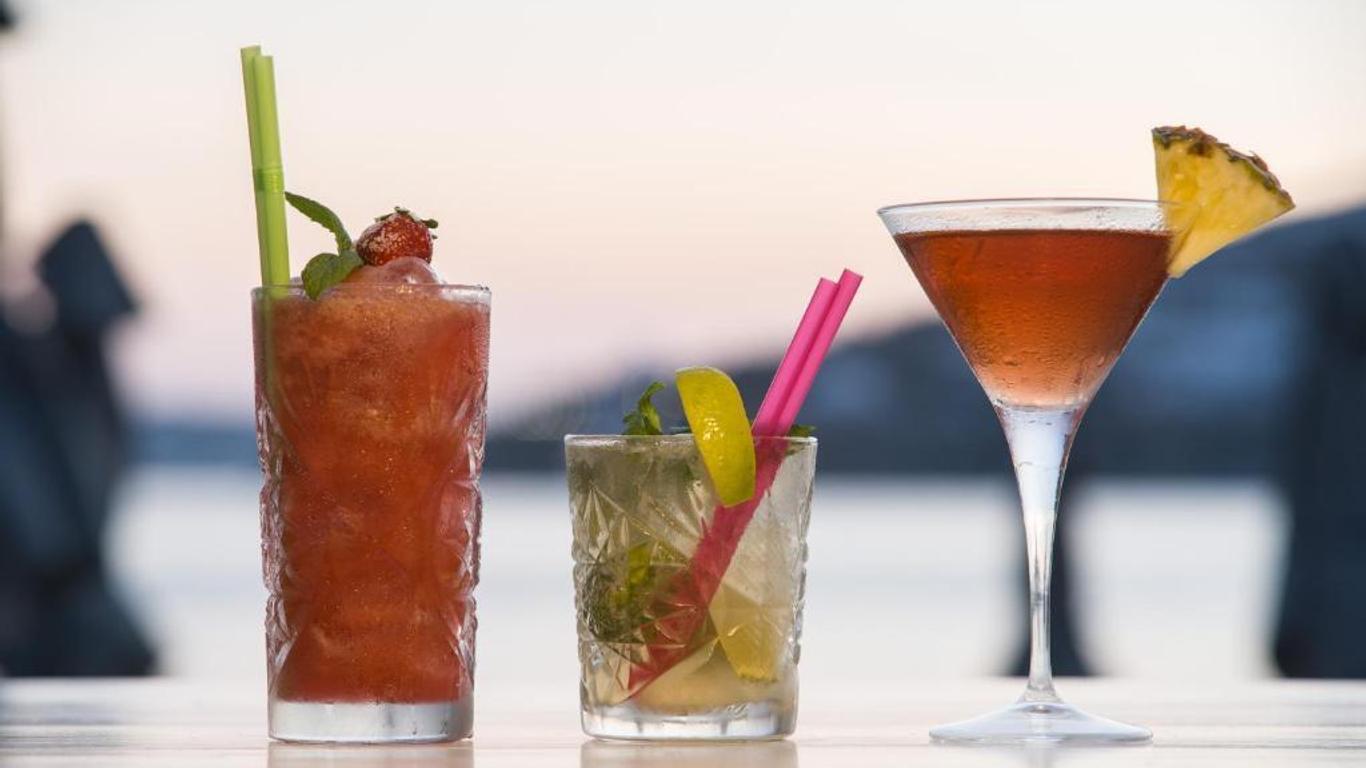 Agia Anna Beachfront Boutique