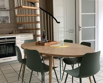 Gîte la bassurelle Classé trois étoiles - Étaples - Salle à manger