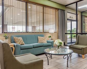 Quality Inn Mount Airy Mayberry - Mount Airy - Lobby