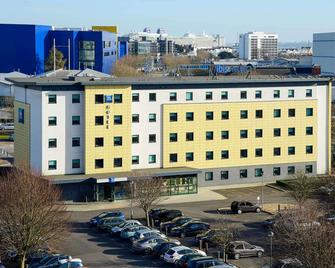 ibis budget Southampton Centre - Southampton - Building