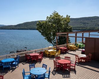 Surfside On the Lake - Lake George