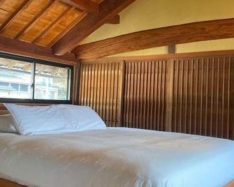 Teshimas Ocean View Retreat Yutaka / Shozugun Kagawa - Naoshima - Sypialnia