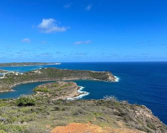 Harbour Breeze Villa - Jolly Harbour, Antigua - Bats Cave - Beach