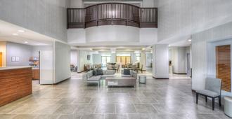 Wingate By Wyndham Charlotte Airport I-85/I-485 - Charlotte - Front desk