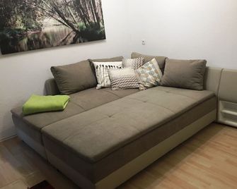Apartment Heidelerche - Bad Fallingbostel - Huiskamer