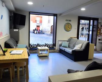 Albergue Plaza Catedral - Pamplona - Sala de estar