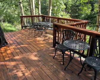 1st Chair Chalet - Monarch/Garfield - Creek Side Mountain Getaway - Monarch - Patio