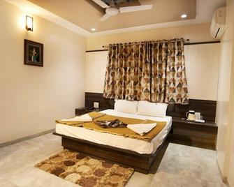 Hotel Sai Suraj Park - Shirdi - Habitación