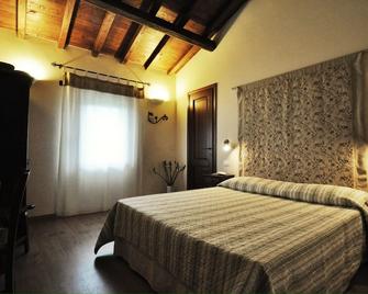Podere Pontepietra - Soriano nel Cimino - Camera da letto
