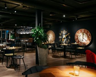 Ruby Claire Hotel Geneva by IHG - Ženeva - Restaurace