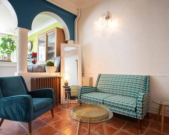 Logis Hotel L'Occitan - Brens - Obývací pokoj