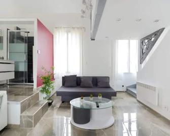 La suite de Mont-Vert (Jacuzzi privatif) - Saint-Zacharie - Salon