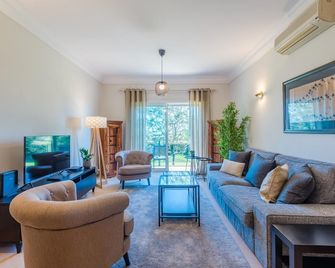 Fairviews Village - Boavista Resort in Lagos - Lagos - Salon