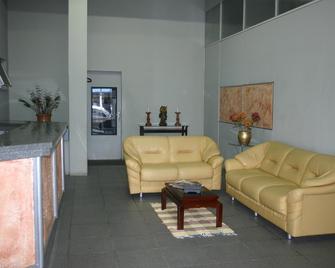 Grande Avenida Hotel - Patrocínio - Living room