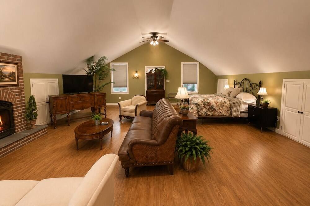 The Good Neighbor’s Loft