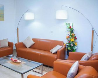 New Heaven Hôtel - Yaoundé