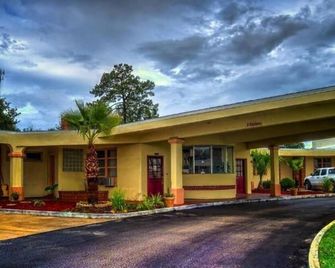 Nassau Holiday Motel - Yulee - Gebouw