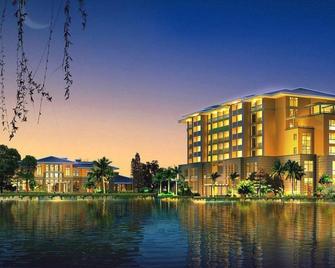 New Century Kaifeng Grand Hotel - Kai Feng - Edificio