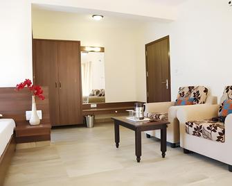 Hotel mookambika palace - Kollur - Living room