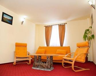 Hotel Rusu - Petroşani - Living room