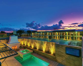 Angoria Hotel - San Angelo - Edificio