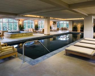 St James Place Resort - Beaver Creek - Pool
