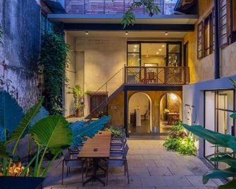 The Postcard Mandalay Hall, Kochi - Cochín - Edificio