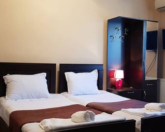 Hotel Mariana - Kutaisi - Habitación