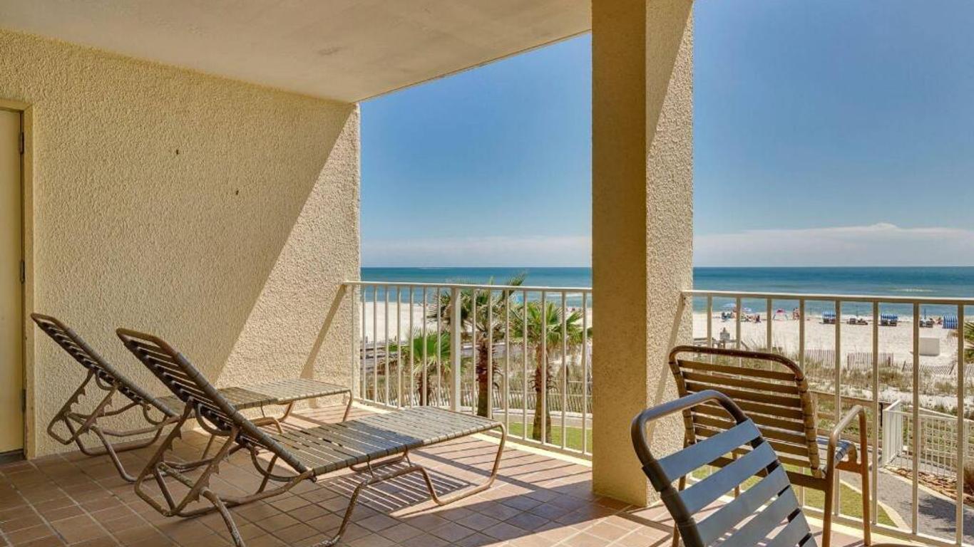 Summer House on Romar Beach by Vacasa