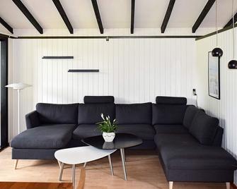 4 Person Holiday Home in Slagelse - Store Kongsmark - Wohnzimmer