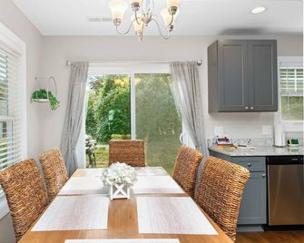 Cypress Sycamore by Avantstay 6 Mins to Downtown - Asheville - Essbereich