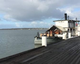 Goolwa Mariners Cottage-Wifi-Pet Friendly-Netflix-Little Scotland - Goolwa - Beach