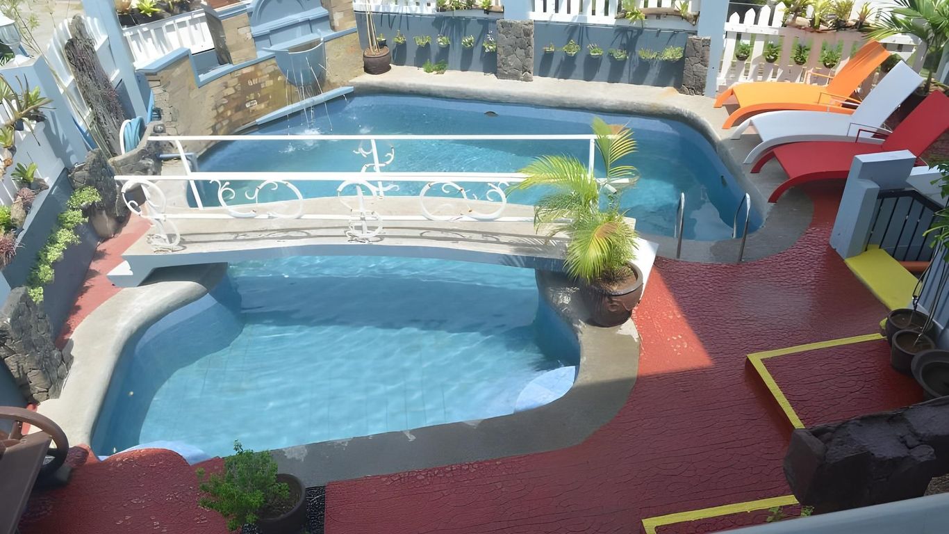 Grand Peninsula Suites Bataan