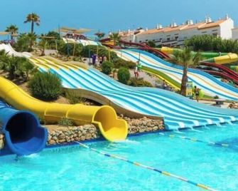 Hotel Velis - Vélez-Málaga