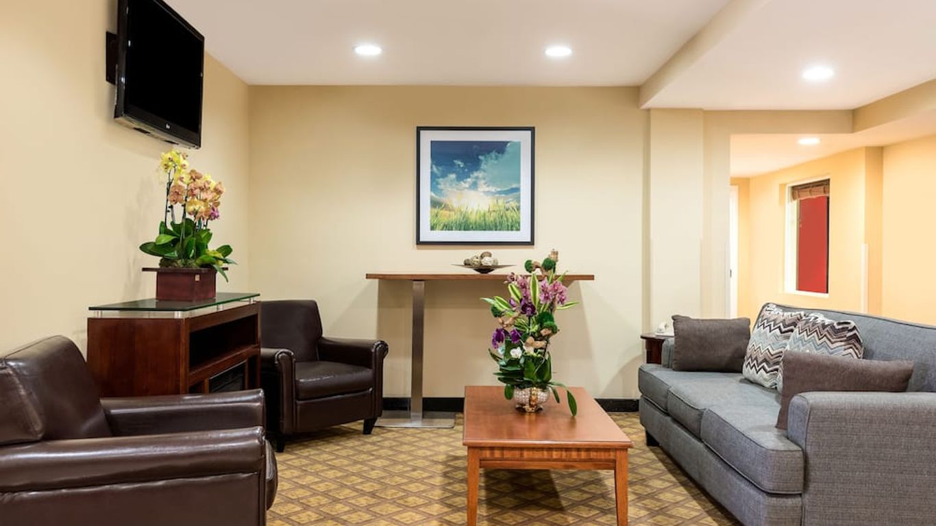 Candlewood Suites LAX Hawthorne By IHG